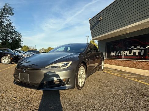 Used 2016 Tesla Model S 75 image 1