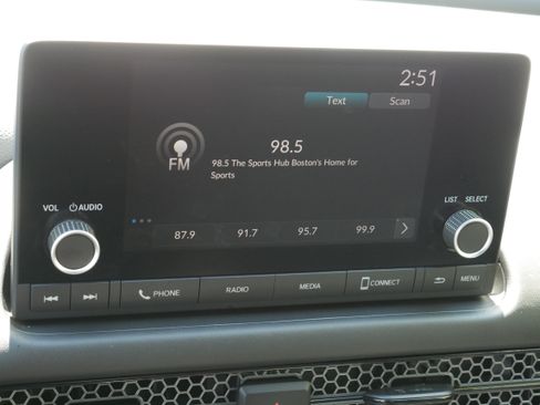 Used 2025 Honda HR-V Sport image 16