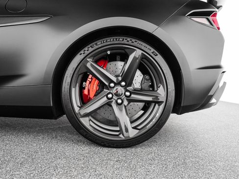 Used 2024 Chevrolet Corvette Z06 w/ Z07 Performance Package RWD image 33