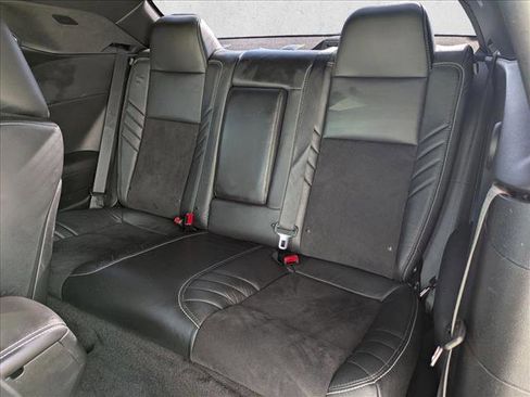 Used 2019 Dodge Challenger SRT Hellcat Redeye image 18