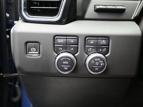 Used 2025 GMC Sierra 1500 Denali Ultimate AWD/4WD image 14