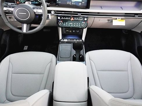 New 2026 Hyundai Tucson Limited image 27