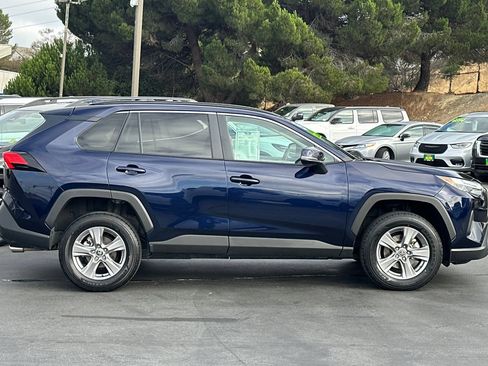 Used 2025 Toyota RAV4 XLE FWD image 3