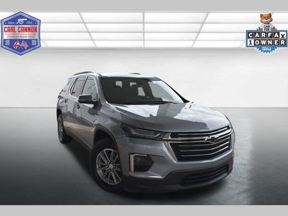 Used 2023 Chevrolet Traverse LT