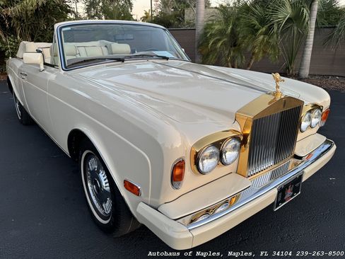 Used 1990 Rolls-Royce Corniche III RWD image 24