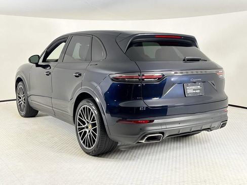 Certified 2023 Porsche Cayenne AWD/4WD image 3