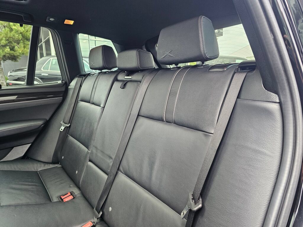 Used 2017 BMW X3 xDrive28i AWD/4WD image 19