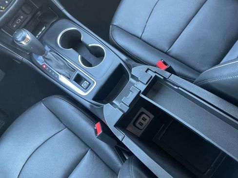 Used 2021 Chevrolet Equinox Premier image 25