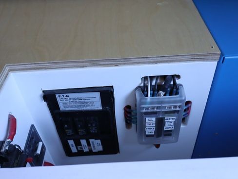 Used 2022 Mercedes-Benz Sprinter 2500 w/ Parking Package image 28