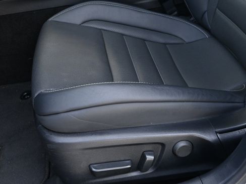 Used 2023 Lexus IS 350 F Sport w/ Navigation Package image 34