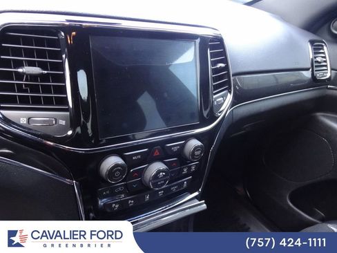 Used 2019 Jeep Grand Cherokee Trailhawk AWD/4WD image 10