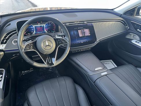 Used 2025 Mercedes-Benz E 450 4MATIC All-Terrain Wagon image 31