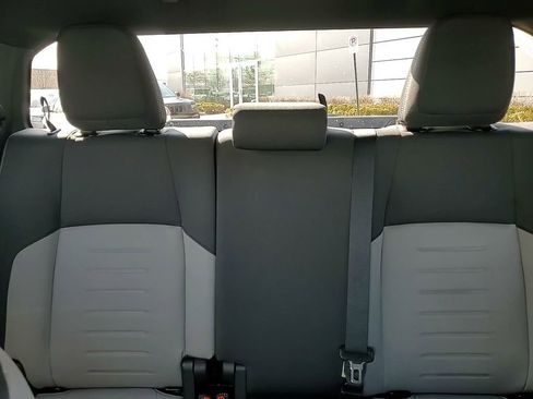 Used 2025 Toyota Tacoma TRD Off-Road image 32