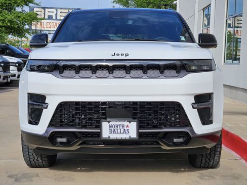 New 2026 Jeep Grand Wagoneer 4WD image 5