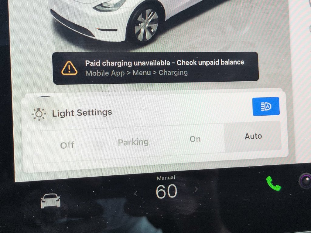 Used 2024 Tesla Model Y Long Range RWD image 38