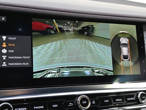 Used 2024 Bentley Continental GT image 36