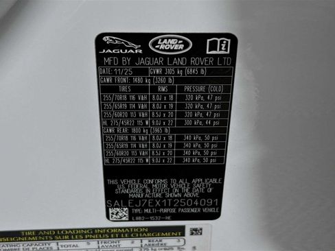 Used 2026 Land Rover Defender 110 S AWD/4WD image 32