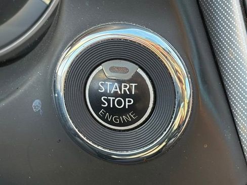 Used 2023 INFINITI Q50 Luxe image 19