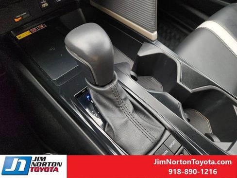 Used 2025 Toyota Camry SE w/ Multimedia Upgrade Package AWD/4WD image 21