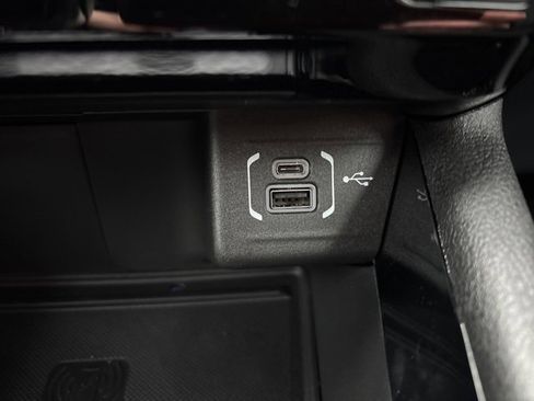 New 2026 Jeep Compass Limited w/ Sun, Sound & Navigation Group image 14