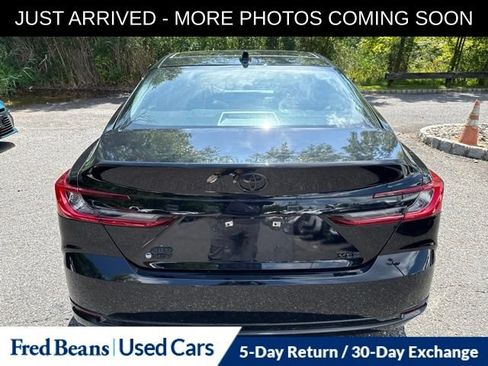 Used 2025 Toyota Camry XLE w/ Premium Plus Package AWD/4WD image 7