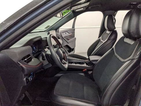 Certified 2025 Ford Explorer ST RWD image 15