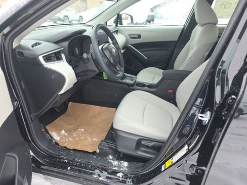 New 2026 Toyota Corolla Cross L image 8