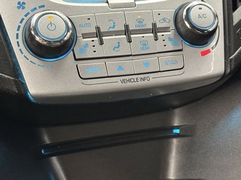 Used 2014 Chevrolet Equinox LTZ image 30