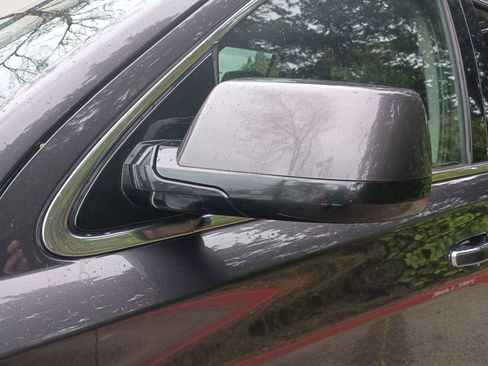 Used 2016 GMC Yukon Denali w/ Open Road Package image 12