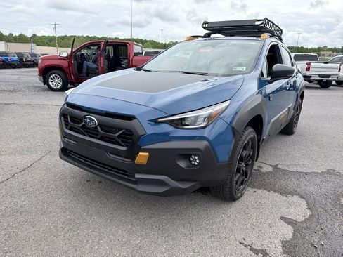 Used 2025 Subaru Crosstrek 2.5i Wilderness w/ Crosstrek Mirror Package AWD/4WD image 11