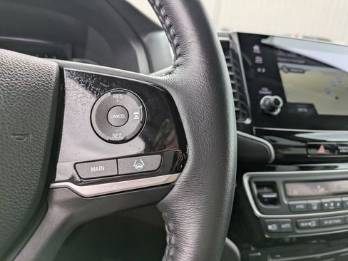 Used 2021 Honda Pilot Touring image 31