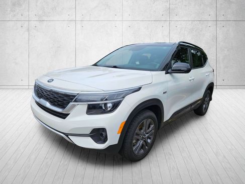Used 2021 Kia Seltos S AWD/4WD image 6