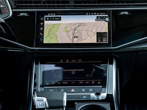 Certified 2025 Audi Q8 Premium Plus w/ Premium Plus Package image 17