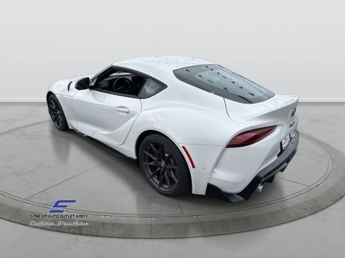 Used 2025 Toyota Supra Premium image 5