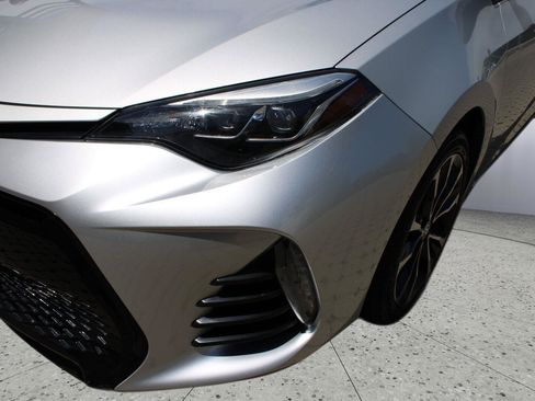 Used 2019 Toyota Corolla SE FWD image 10