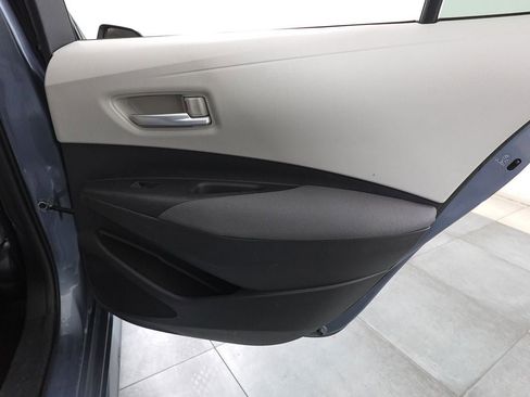 Used 2021 Toyota Corolla L image 24