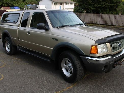 Used 2001 Ford Ranger XLT AWD/4WD image 2