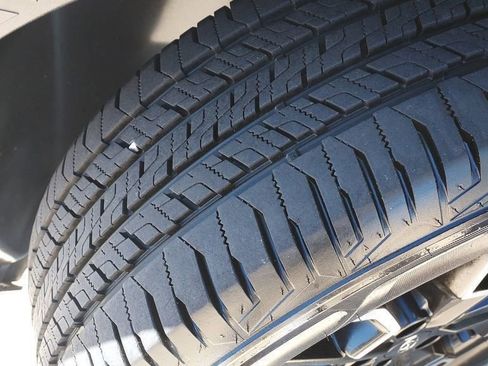 Certified 2024 Hyundai Santa Cruz SEL image 10