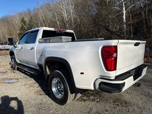 Used 2020 Chevrolet Silverado 3500 High Country w/ LPO, Hitch Package image 5