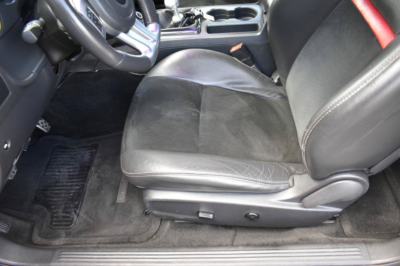 Used 2014 Dodge Challenger SRT8 Core w/ Satin Vapor Edition RWD image 26