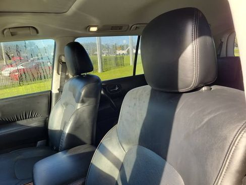Used 2021 Nissan Armada SL w/ Captain's Chairs Package AWD/4WD image 21
