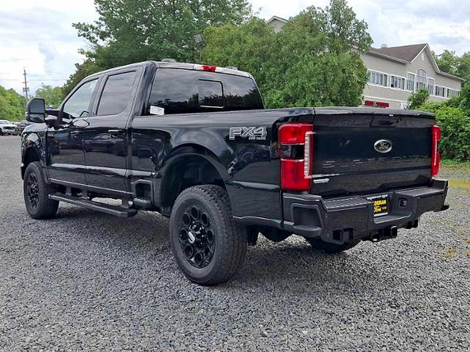 New 2026 Ford F250 XLT w/ XLT Premium Package AWD/4WD image 3