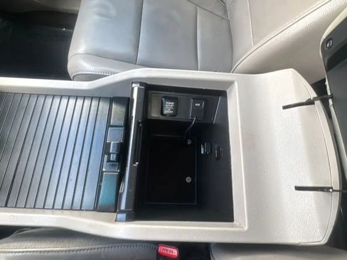 Used 2012 Honda Pilot EX-L image 16