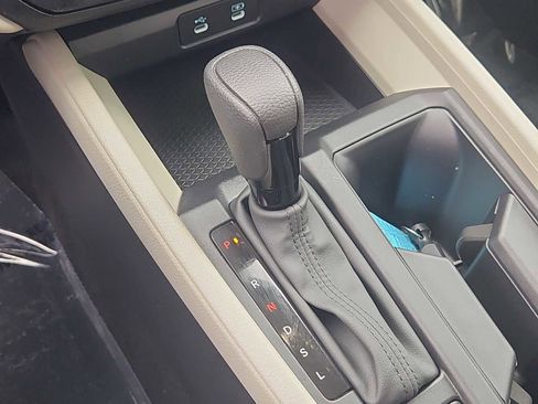 Certified 2025 Honda Accord LX image 23