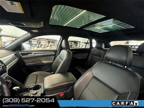 Used 2021 Volkswagen Atlas Cross Sport SEL R-Line w/ Luggage Net & Mats Package image 18