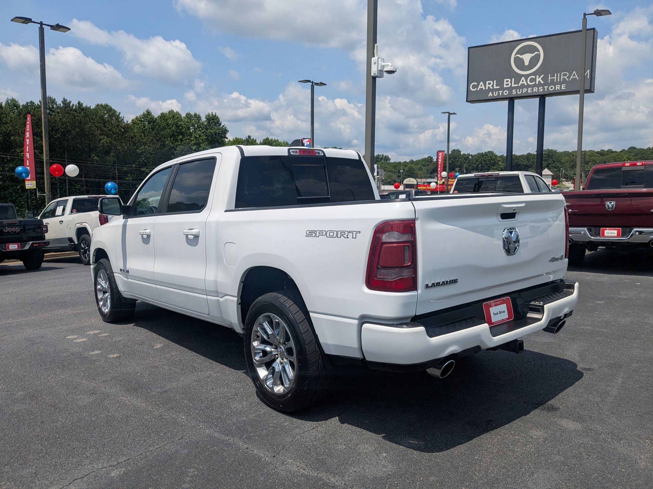 Used 2023 RAM 1500 Laramie AWD/4WD image 7