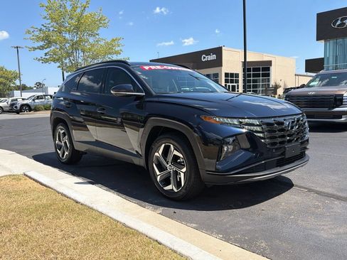 Certified 2024 Hyundai Tucson Limited AWD/4WD image 2