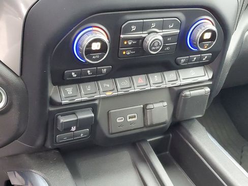 Used 2021 Chevrolet Silverado 3500 LTZ w/ LTZ Plus Package image 22