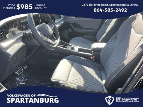 New 2026 Volkswagen Tiguan SE R-Line image 14