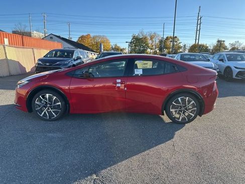 New 2026 Toyota Prius Plug-In Hybrid image 2